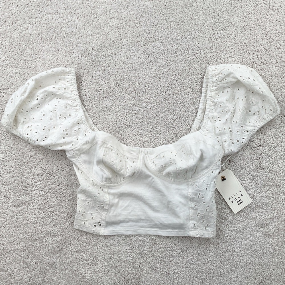 Billabong Last‎ Kiss White Eyelet Crop Top Puff Sleeve Smocked Back MED NWT